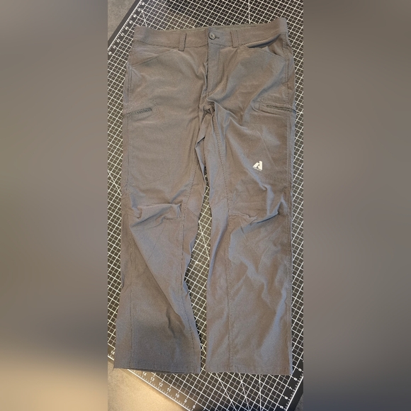 Eddie Bauer Pant and Shorts (6) Extravaganza! Blue, Gray, Tan, Black and more! - Picture 9 of 15